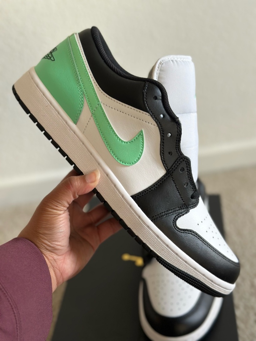 2024
Air Jordan 1 Low 'Green Glow'